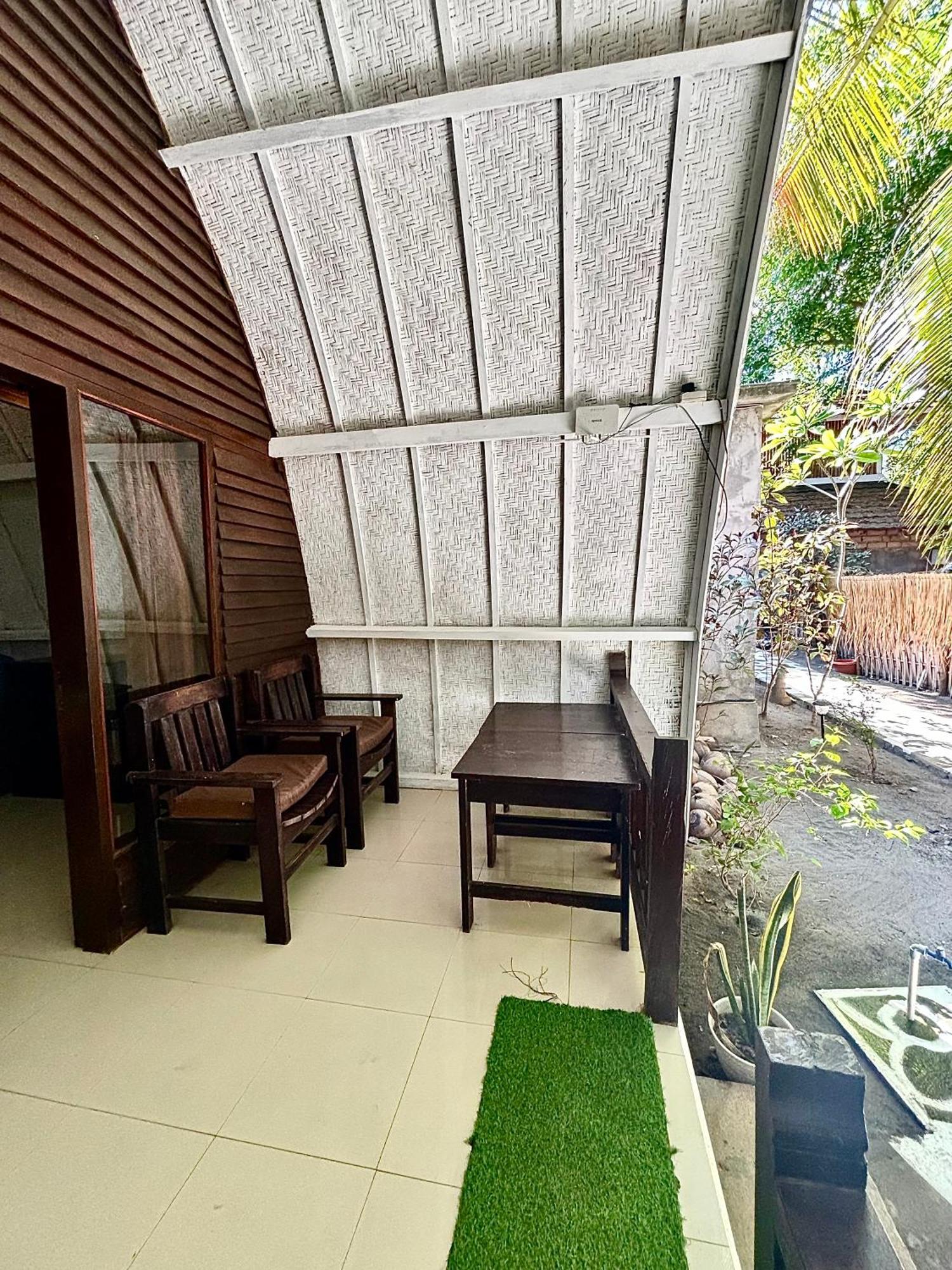 Alibaba Bungalows Gili Islands Exterior photo
