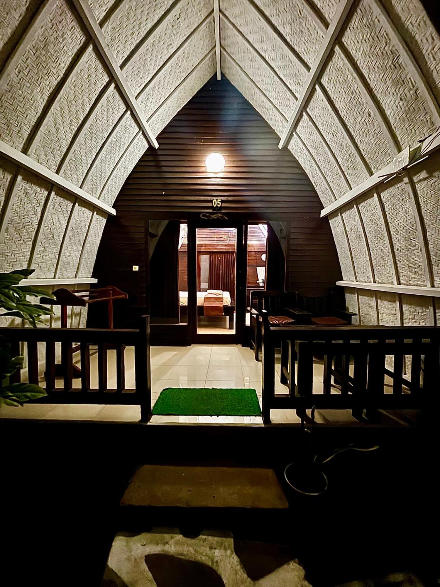 Alibaba Bungalows Gili Islands Exterior photo