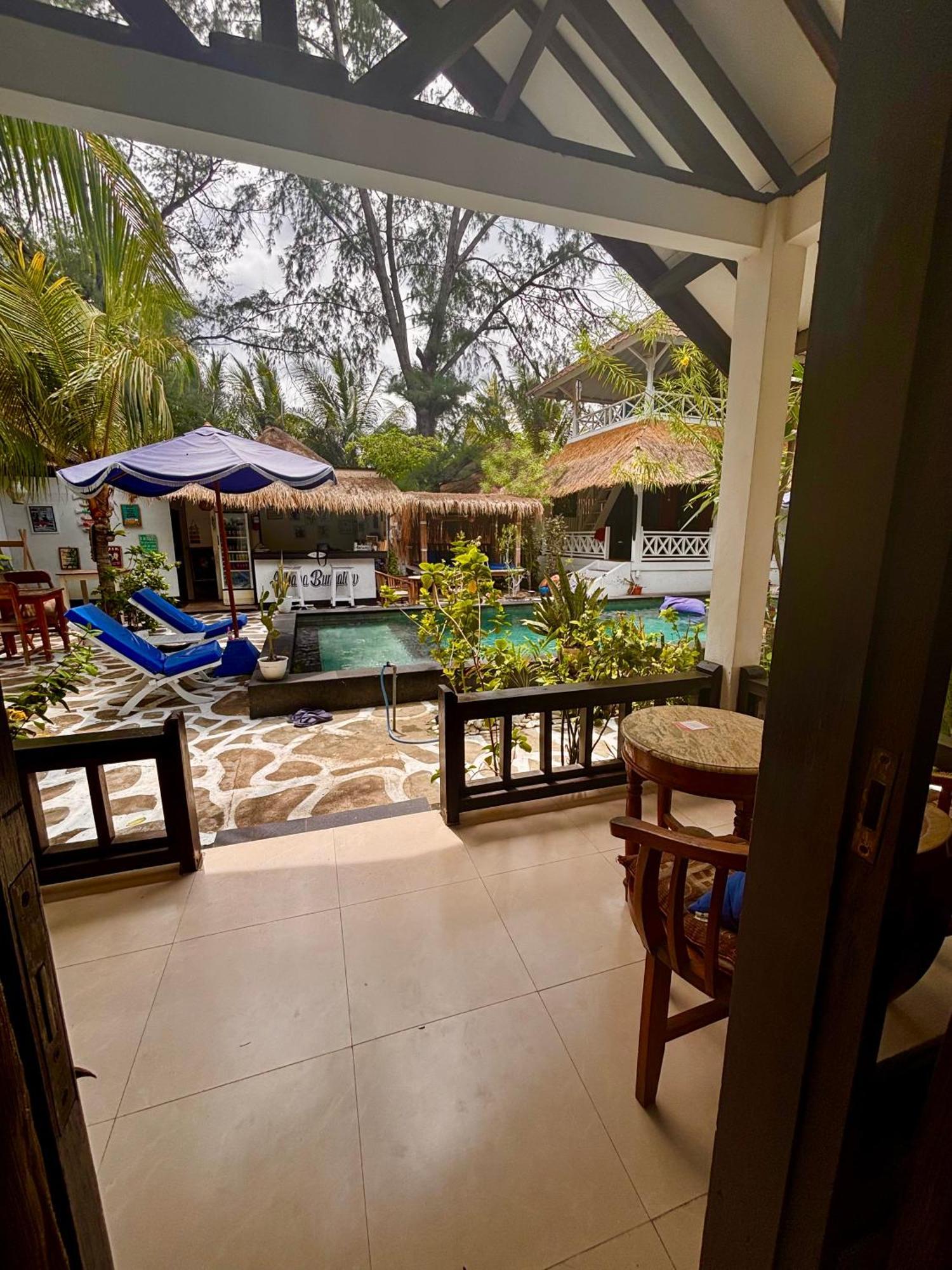Alibaba Bungalows Gili Islands Exterior photo