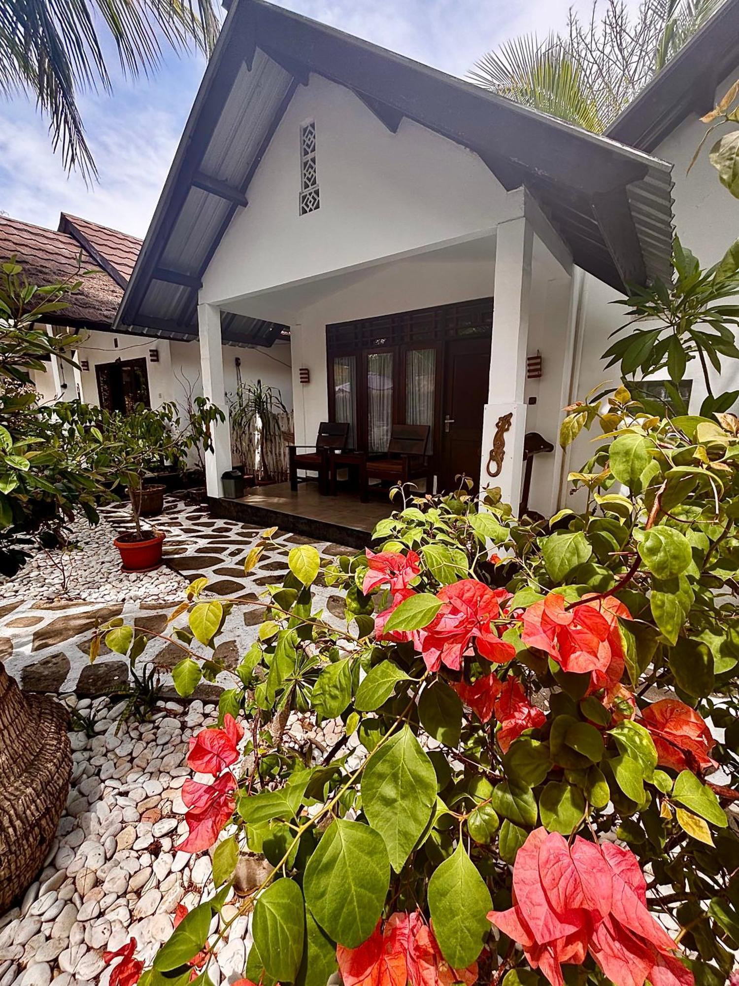 Alibaba Bungalows Gili Islands Exterior photo