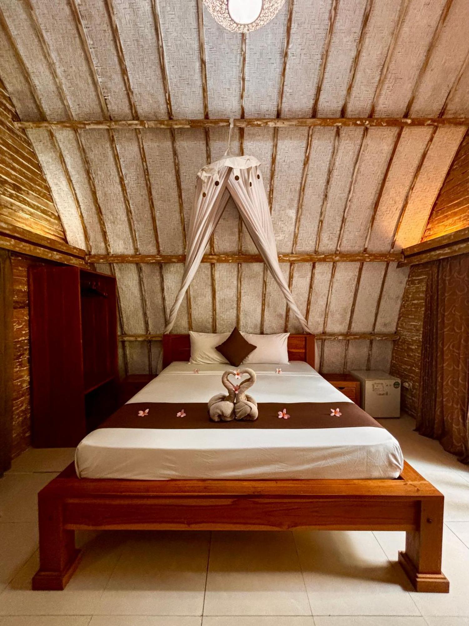 Alibaba Bungalows Gili Islands Exterior photo